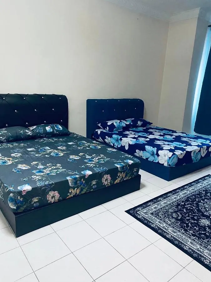 Klia Redza Homestay Warisan Indah Sepang Holiday home